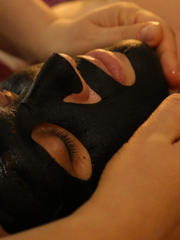 Limpieza facial profunda con probioticos