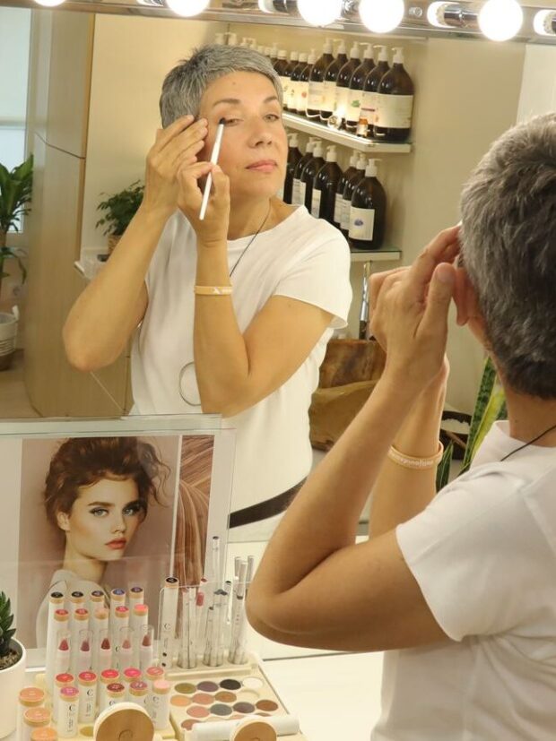 Taller automaquillaje ret e1692097978141