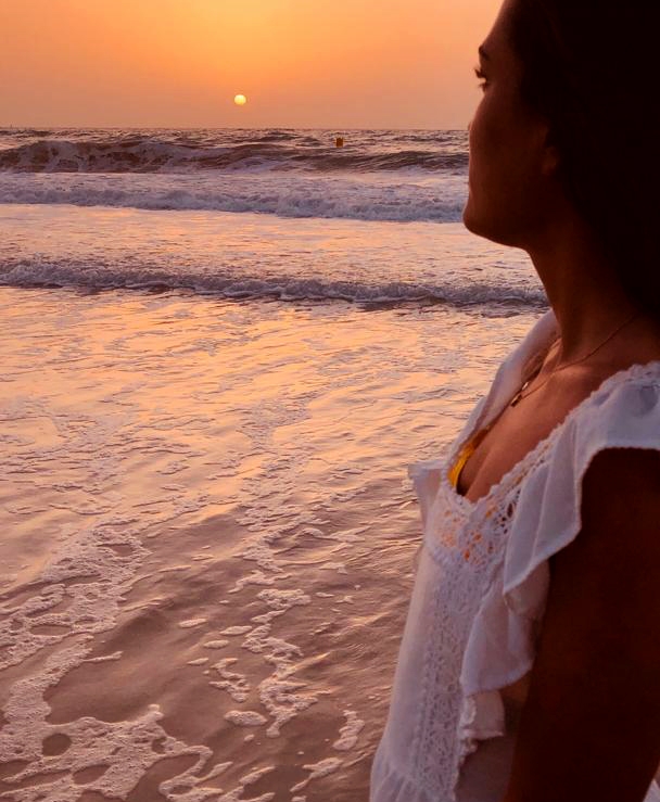 r TODAS LAS MADRES DEL MUNDO